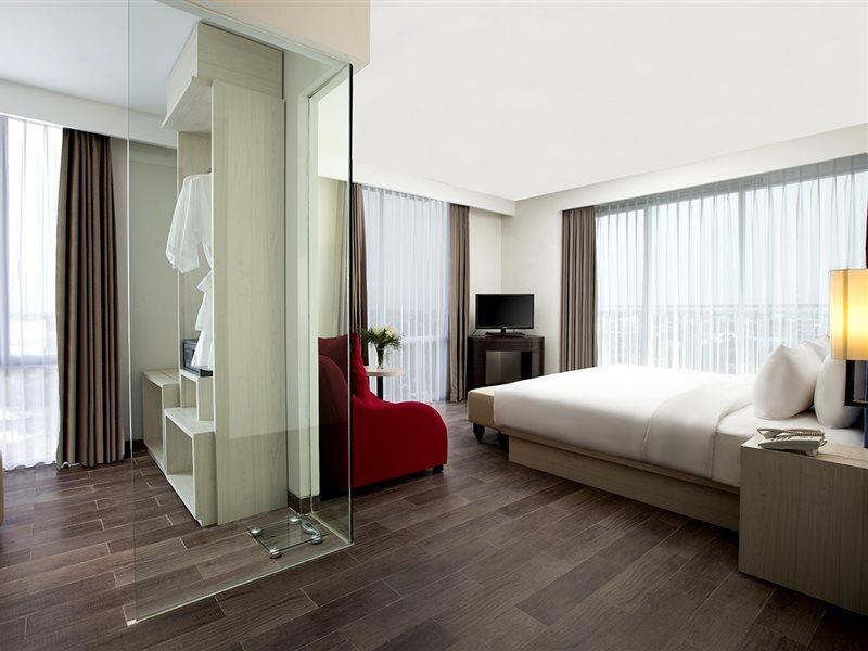 Hotel Santika Pekalongan Eksteriør bilde