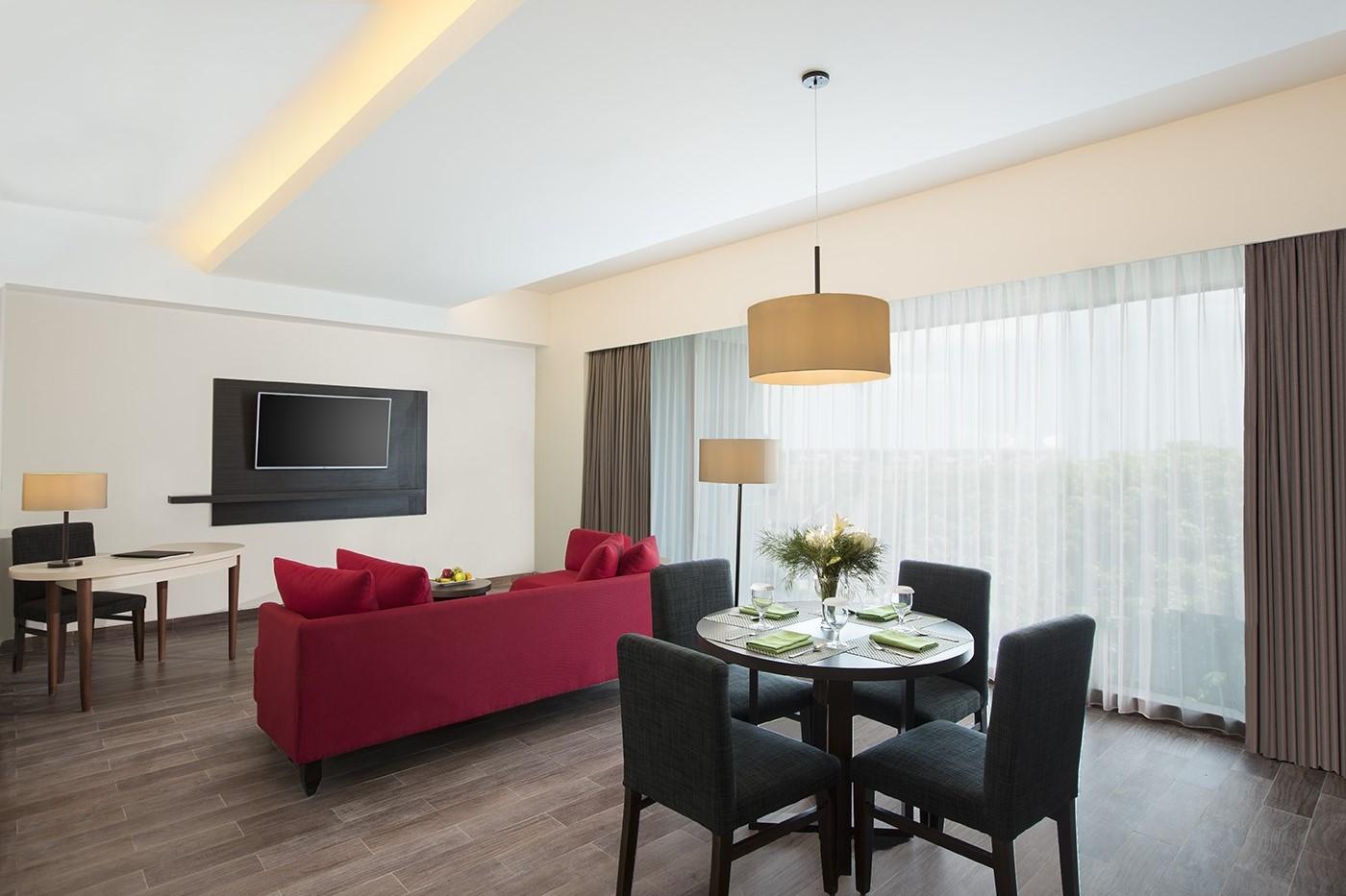 Hotel Santika Pekalongan Eksteriør bilde