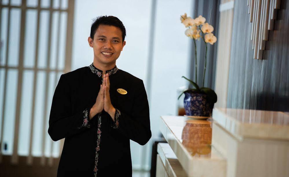Hotel Santika Pekalongan Eksteriør bilde